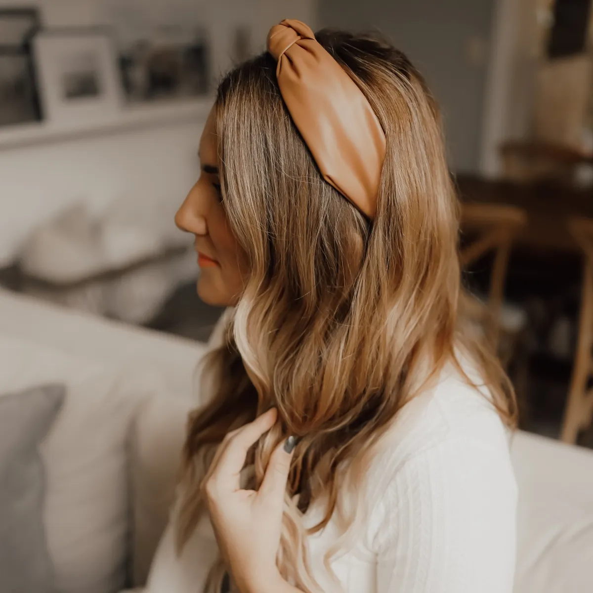 Bijou de tête en cuir vegan - caractéristiques